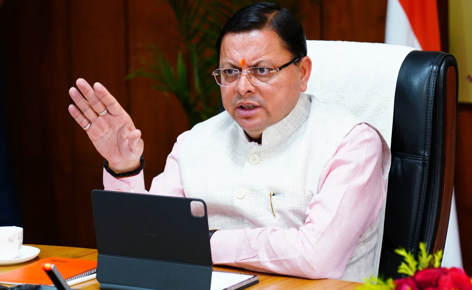 मुख्यमंत्री पुष्कर सिंह धामी के निर्देश, चारधाम सुरक्षा व्यवस्था पर विशेष ध्यान देने के निर्देश