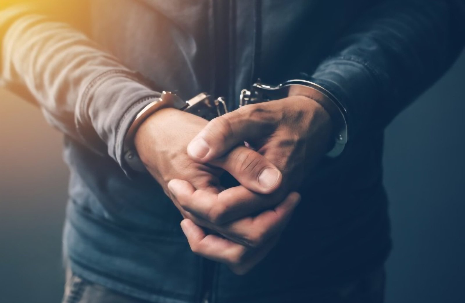 नाबालिग बेटे को वाहन देने के मामले में पिता को पुलिस ने किया गिरफ्तार।