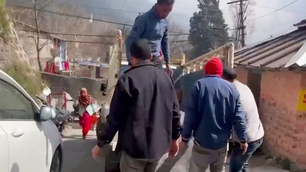 युवक अपनी महिला दोस्त के साथ घूमने के लिए आया था नैनीताल,होटल में संदिग्ध परिस्थितियों में हुई मौत।