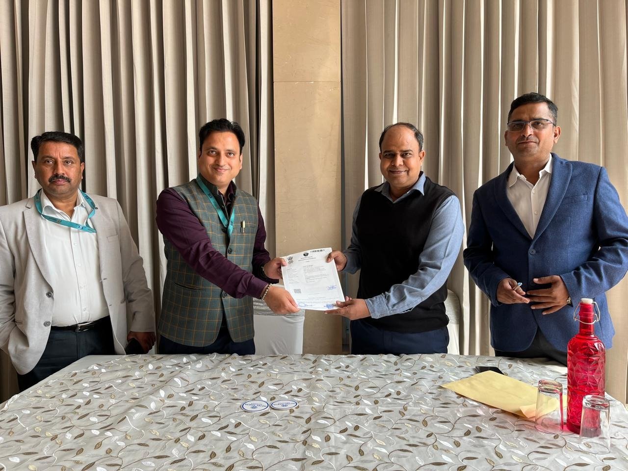 उत्तराखंड के ग्रामीण बाजारों को नई दिशा देगा सीएससी ग्रामीण ई-स्टोर,सीएससी ग्रामीण ई-स्टोर पहल से उत्तराखण्ड की ग्रामीण अर्थव्यवस्था को मिलेगा सशक्त विस्तार।